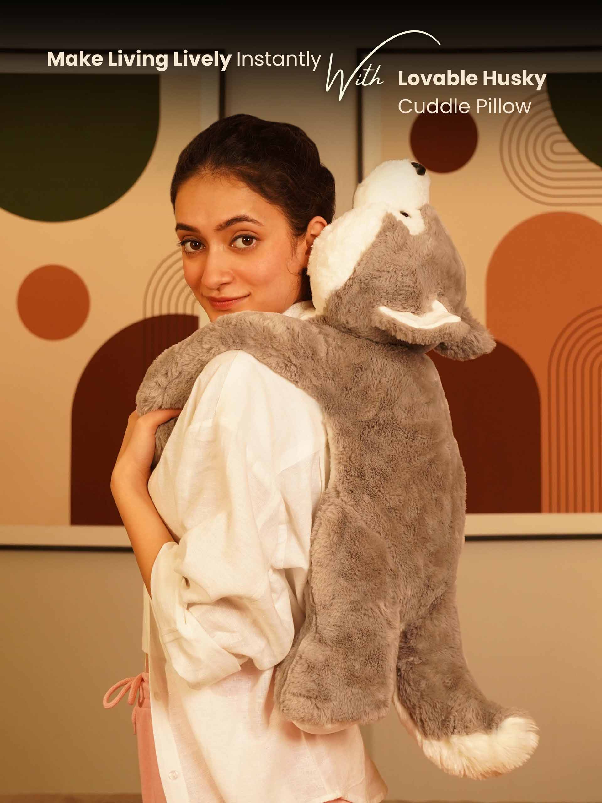 Loyal & Lovable Husky Cuddle Pillow - Soft Lifelike Dog Comforter Cushion Home Decor